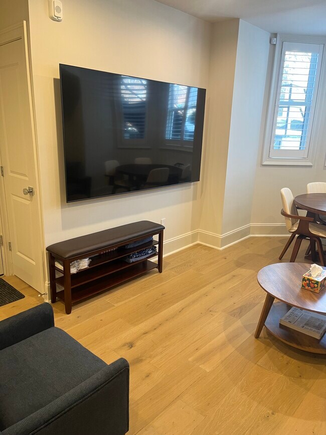 Photo - 1335 11th St NW Unit 103