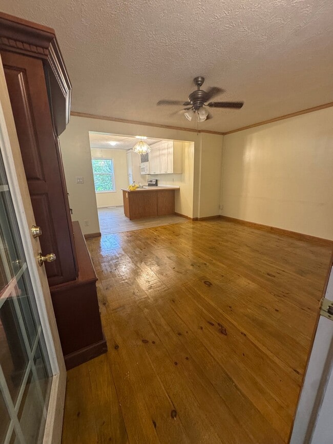 Photo - 629 Gunters Hill Rd Unidad B