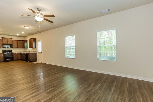 Photo - 35 Tamalynn Trl