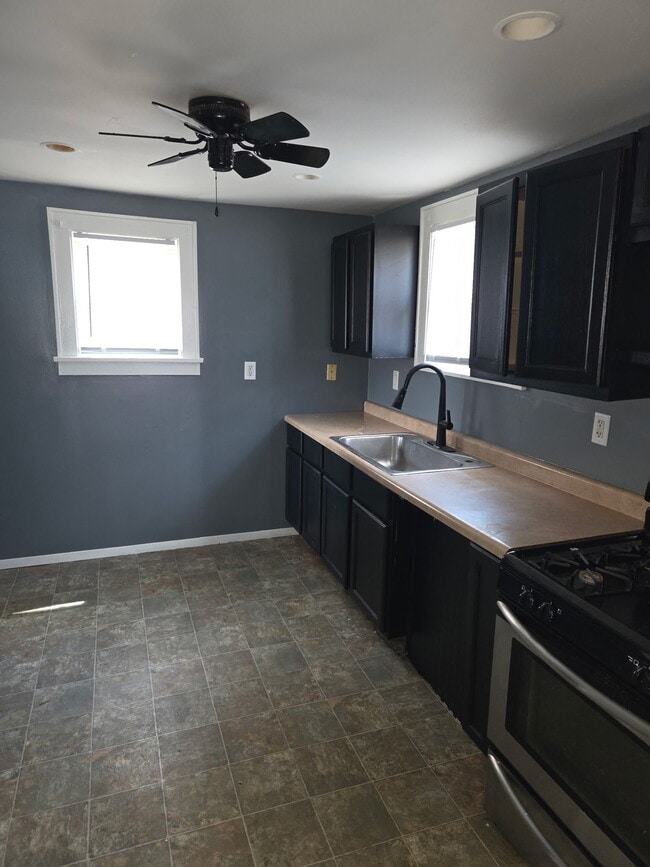 Photo - 1214 W Brons Ave