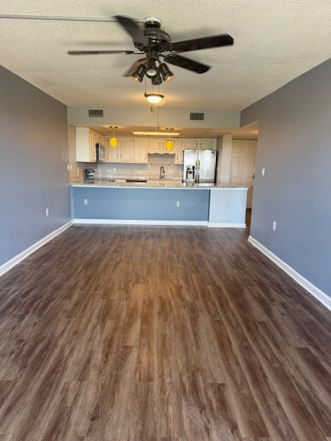 401 Regal Tower