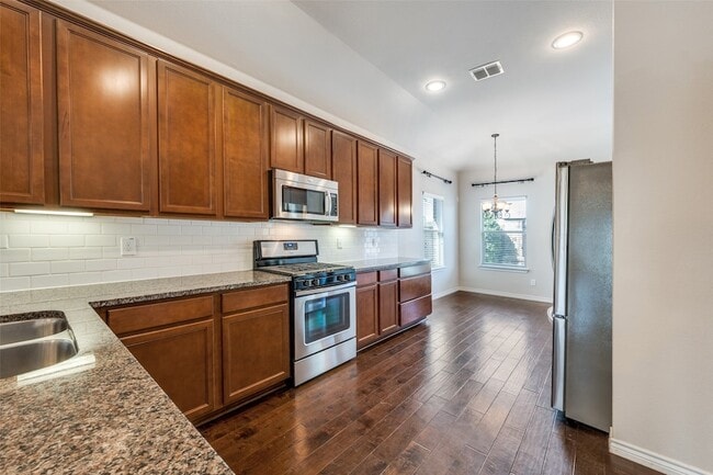 Photo - 3805 Weatherstone Dr