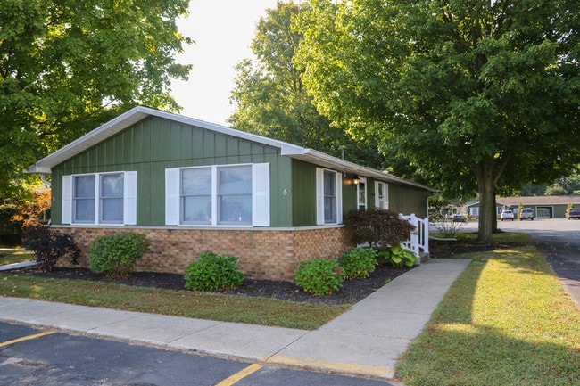 The Villas of Wawasee - The Villas of Wawasee Apartments