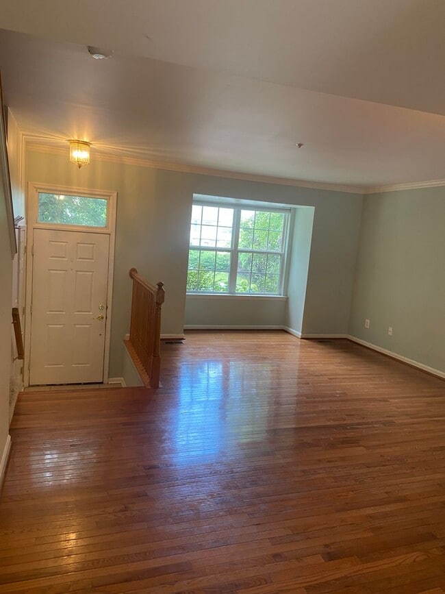 Photo - Charming 3 Bedroom/2 Full Bath/2 Half Bath Townhome in Constant Friendship, MD!