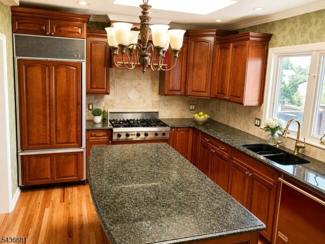 Photo - 178 E Lindsley Rd