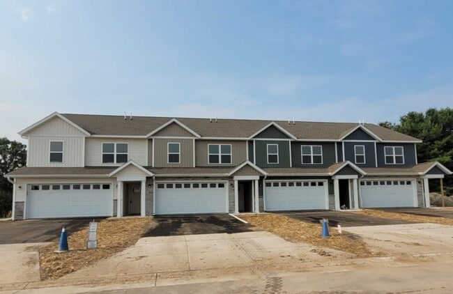 Photo - 1606 Eastside Cir