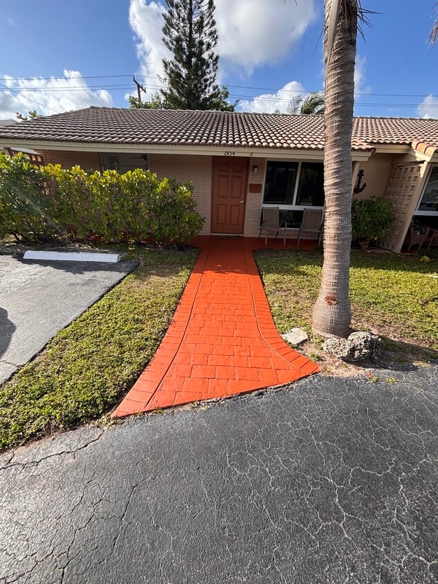 Photo - 1954 NE 56th St (Fort Lauderdale, FL)