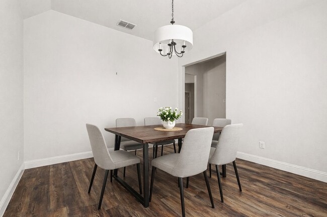 Photo - 705 Boardwalk Way