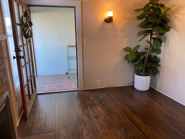 Photo - 1306 G St Unit 1306