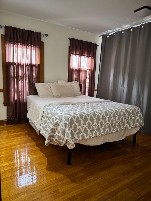 Photo - 170 White St