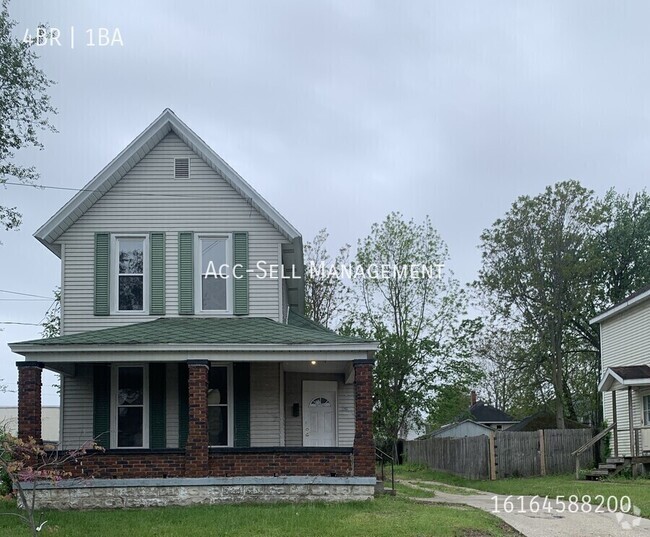 Building Photo - 740 Bates St SE Rental