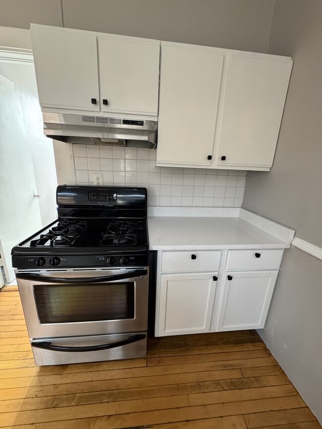 Photo - 3353 S Emerald Ave Unidad 2nd floor Back apartment