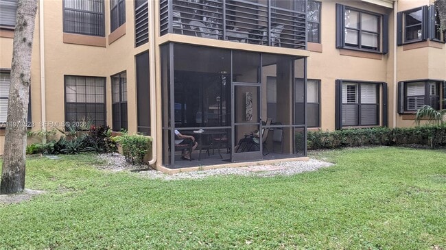 Photo - 15509 N Miami Lakeway Unidad 102