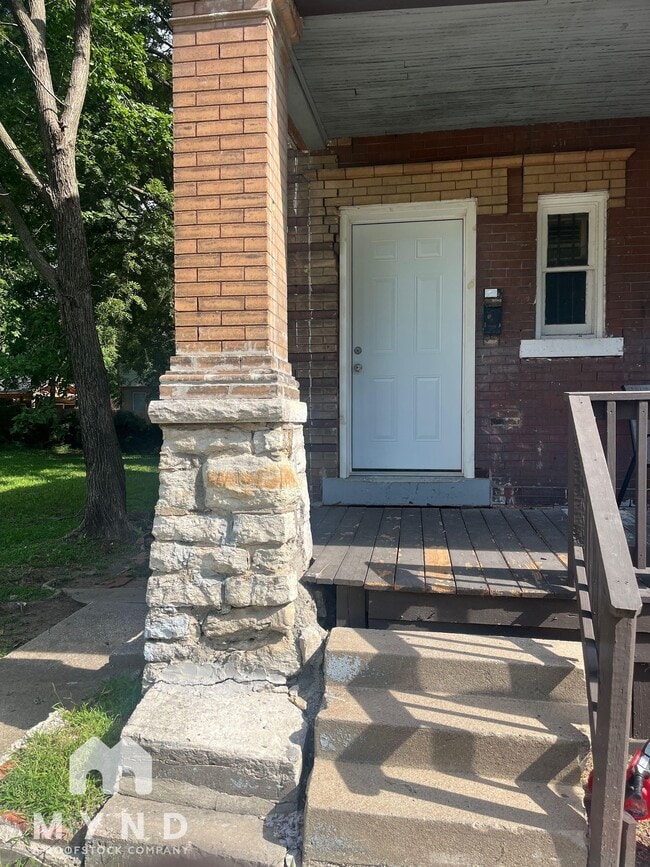 Building Photo - 2018 E 30th St Rental
