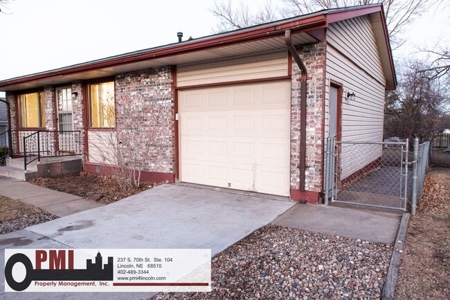 Photo - 4 bedroom 2.5 baths house with a fenced yard