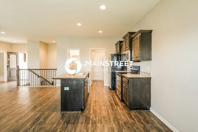 4 Bedroom Pet-Friendly Home in Grain Valley, MO with Main Street Renewal