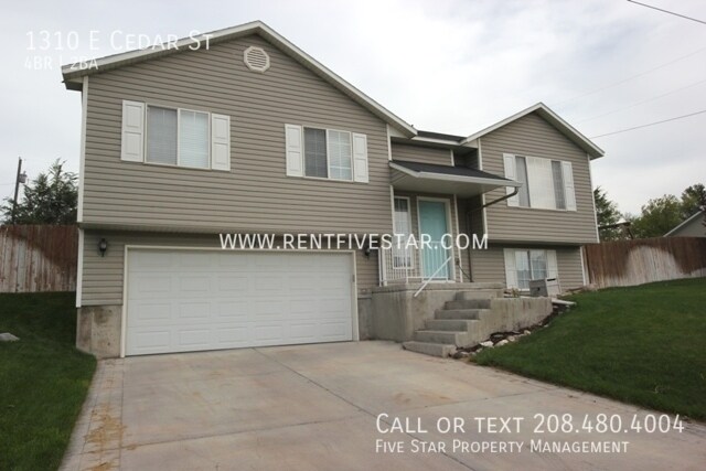 Beautiful 4 Bedroom Home Available! Visit ... - Beautiful 4 Bedroom Home Available! Visit ...