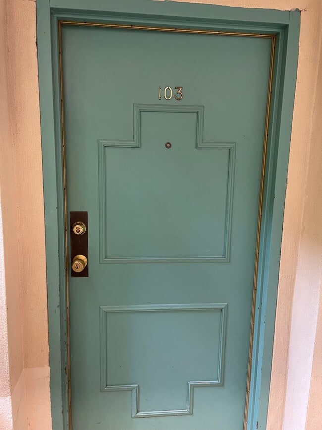 Photo - 4230 S Centinela Ave