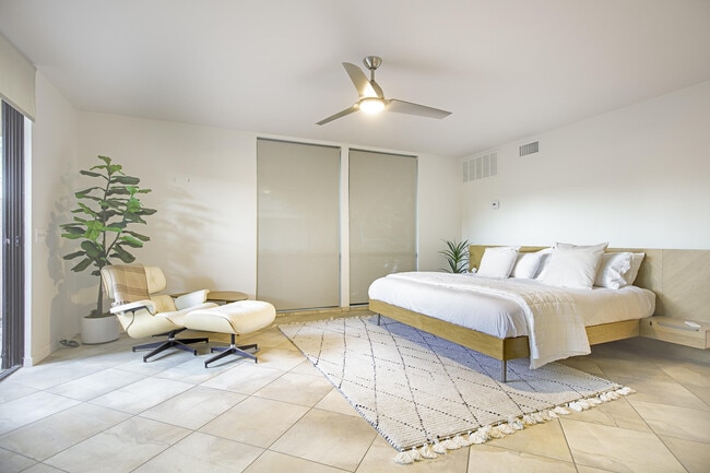 Photo - 2501 N Indian Canyon Dr Unit 611
