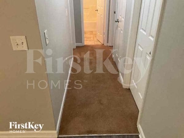 Photo - 135 Lazy Hollow Ln