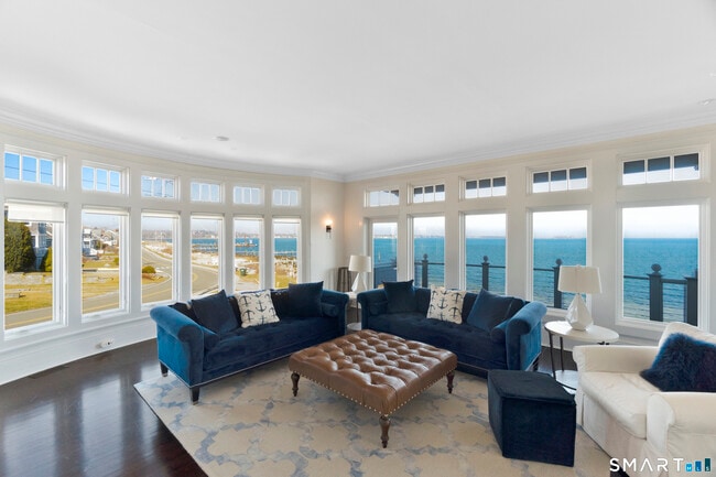 159 S Shore Ave
