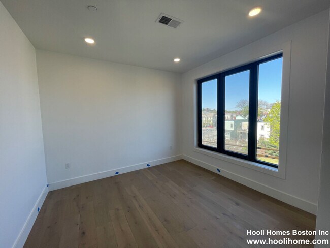 Photo - 30 Penniman Rd