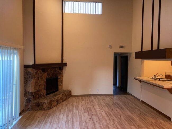 Photo - 7252 Florin Mall Dr