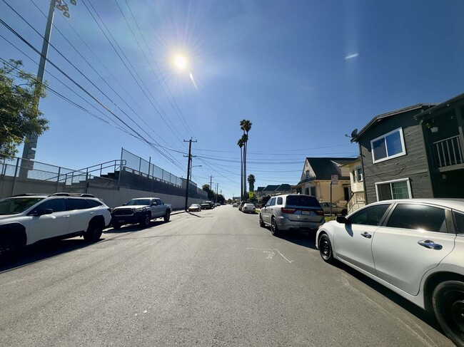 Photo - 2731 Chestnut St