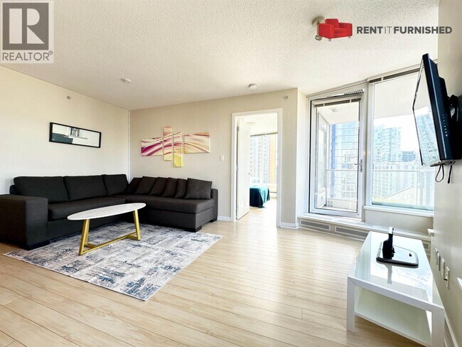 188 Keefer Pl