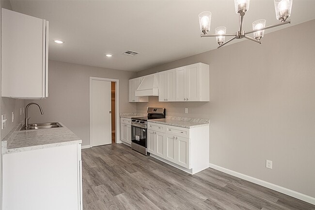 Photo - 972 Park Meadow Dr