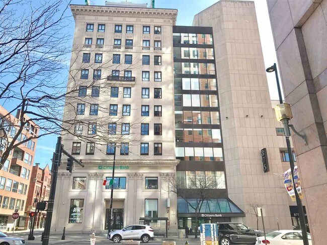 Photo - 875 Elm St Unit 304