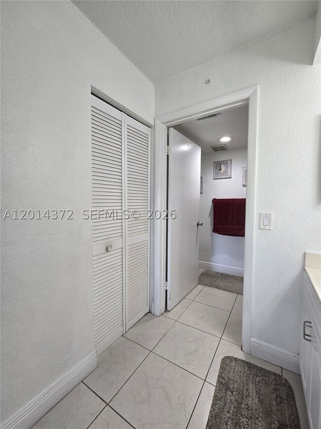 Photo - 1001 Coral Club Dr Unit 1001