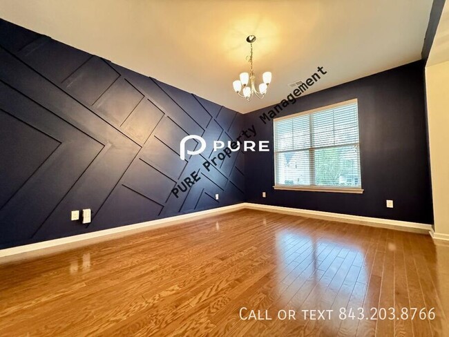 Photo - 154 Hickory Ridge Way