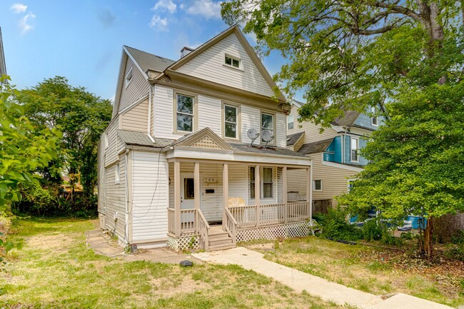 Beautiful Five-Bedroom House in Baltimore - Beautiful Five-Bedroom House in Baltimore