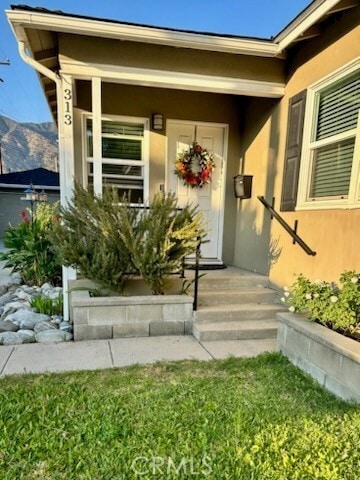 Building Photo - 313 W Bennett Ave