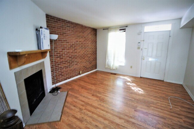 Photo - Beautiful 2bd/2ba Historic Butcher's Hill w/ CAC and W/D! --Available 7/15!