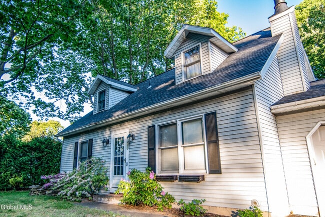 Photo - 15 Longwood Dr