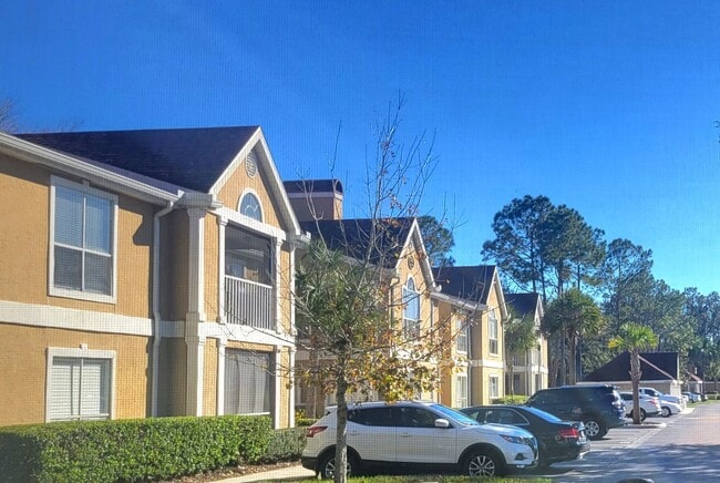 Building Photo - 9481 Highland Oak Dr Unit 511