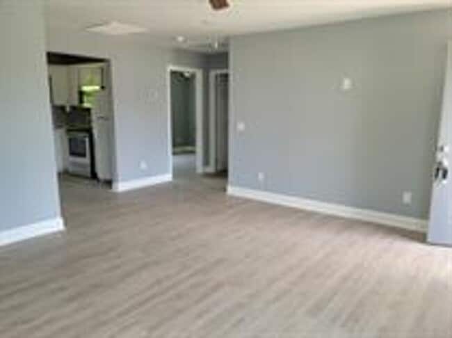 Building Photo - 3628-3632 Dorris Street Unit 3632
