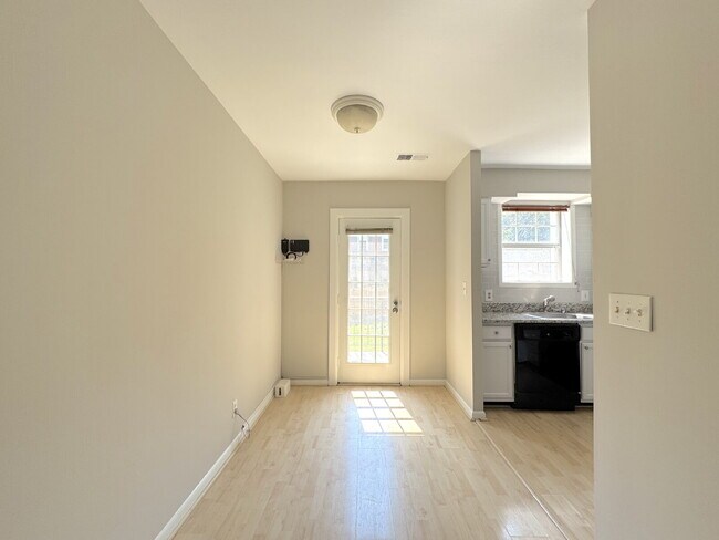 Welcome to this well-maintained top-floor condominium
