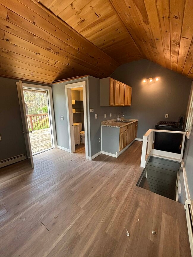 Kitchen/living room - 36 Maple Trl