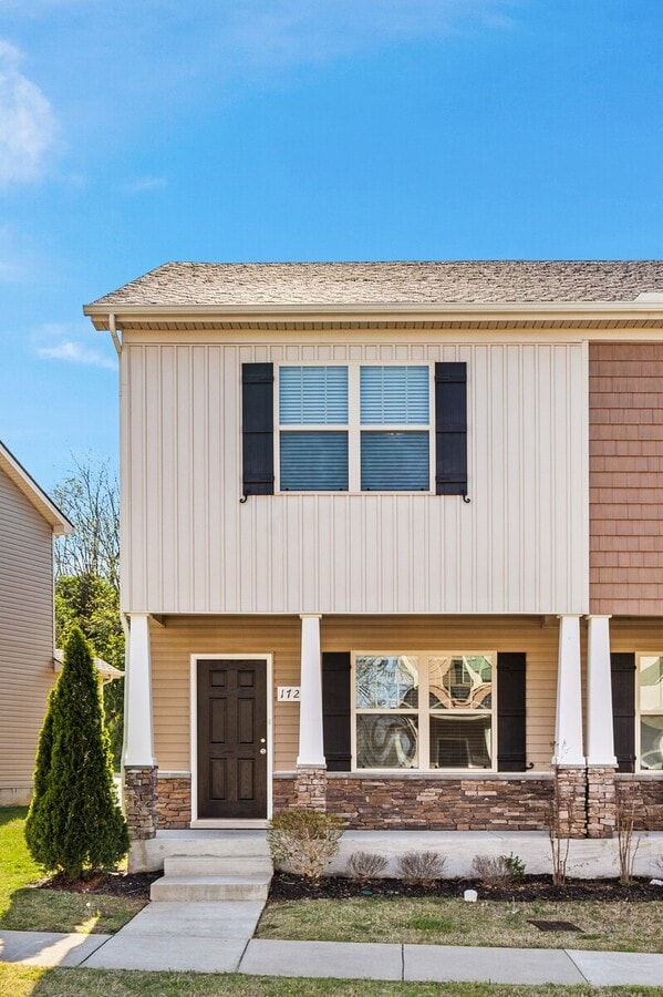 Photo - 1721 Sprucedale Dr