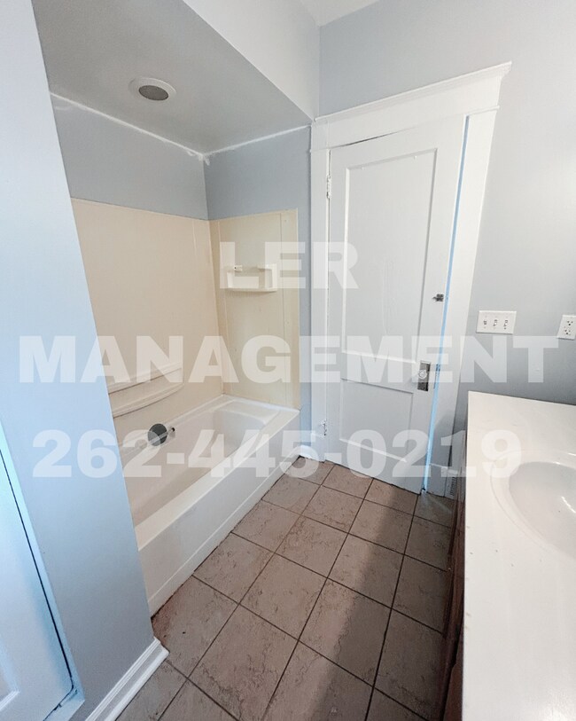 Photo - 7324 38th Ave Unit Front