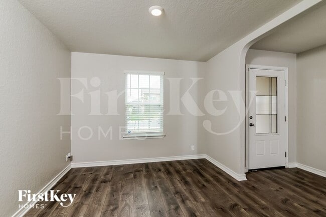 Photo - 13327 Sugarberry Elm