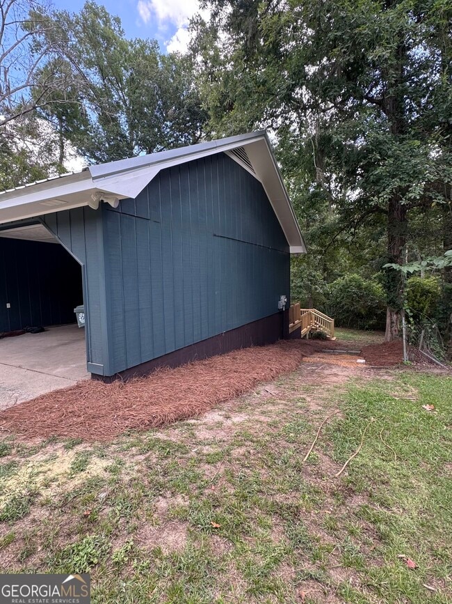 Photo - 304 Pinewood Dr