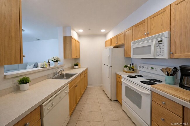 Photo - 100 Woodcrest Ln Unit 102