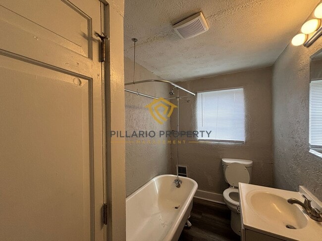 Photo - 229-231 N Jefferson Ave Unit 231 N Jefferson Ave - B