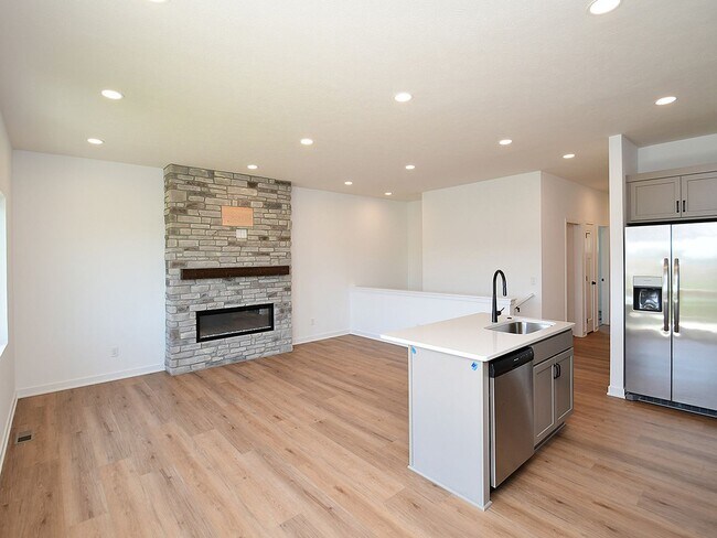 14802-14804 Bruning Street - 14802-14804 Bruning Street Apartment Unit 14802