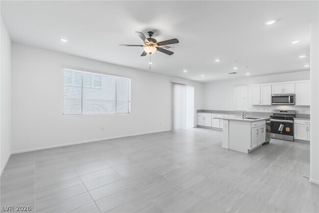 Photo - 7382 Pioneer Way