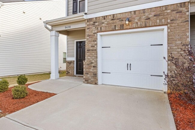 Photo - 5438 Thrasher Ln